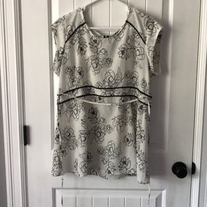 Black and white floral maternity blouse